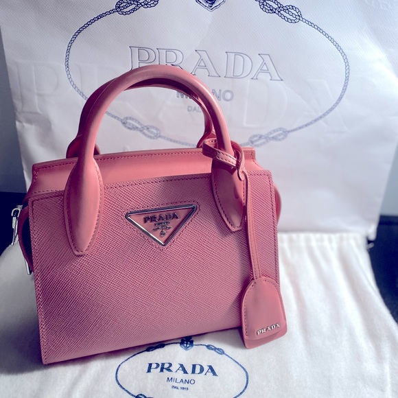 Prada Handbags - Prada Borsa Saffiano leather Kristen handbag